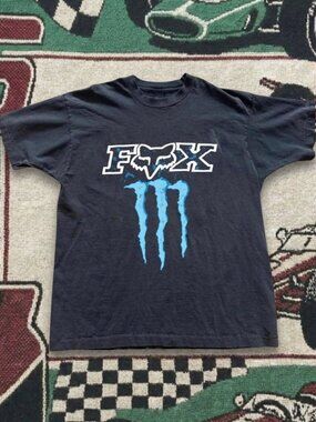 Graphic Tee Black Fox Monster Design T-Shirt Gildan Unisex Streetwear